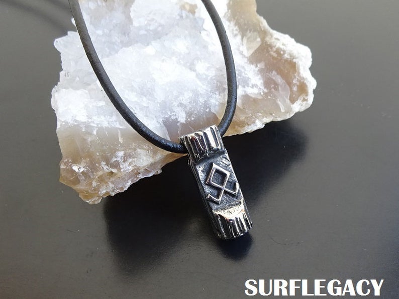 Viking necklace with othala rune