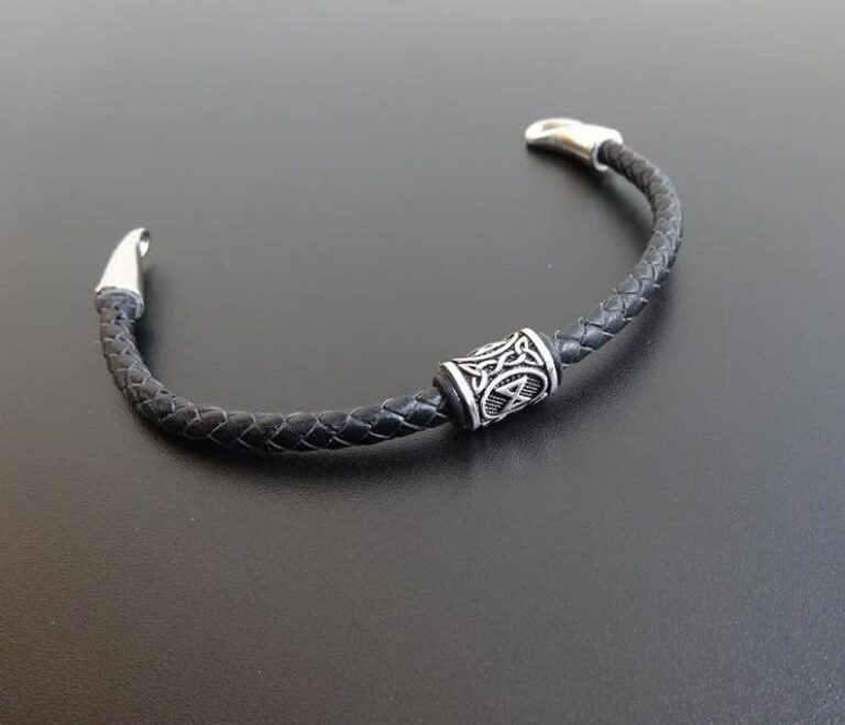 Trendy Viking Bracelet With Rune - Surflegacy