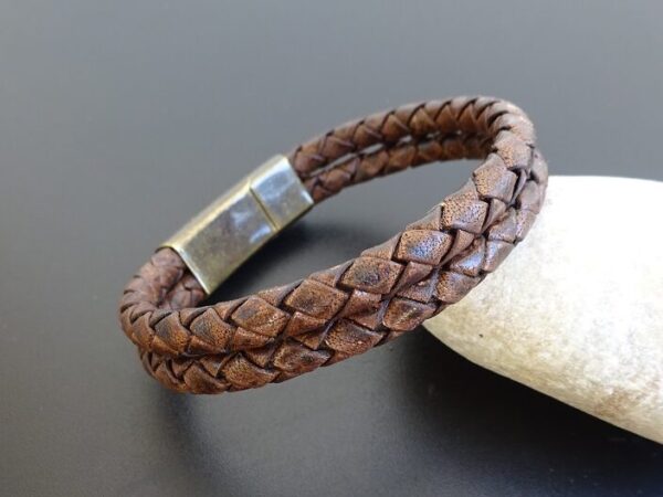 Double row leather bracelet