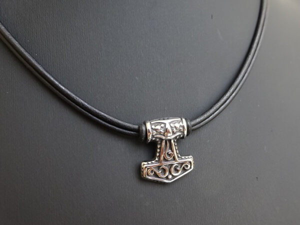 stainless steel small mjolnir leather necklace 8