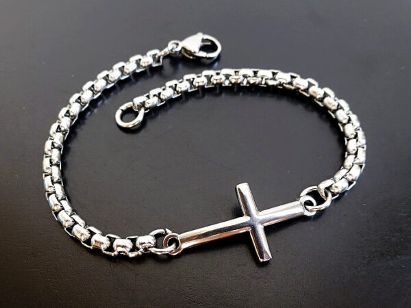 Onyx Beaded Silver Cross Bracelet For Men