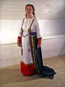 viking clothes female