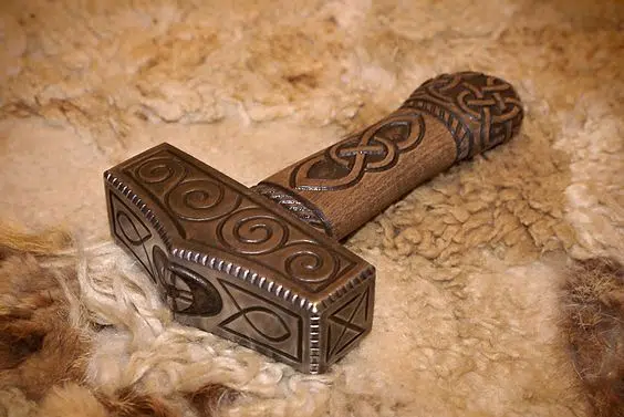 Legendary Norse Weapons mjolnir