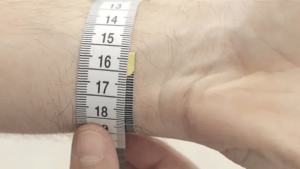 how to mesure your wrist circumference