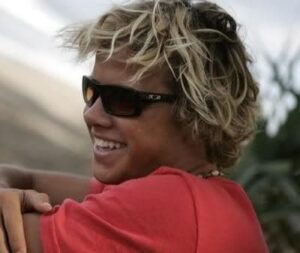 Surfer Hair: The Ultimate Guide To Achieving The Perfect Look - Surflegacy