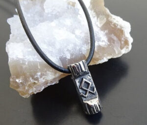 othala rune pendant necklace